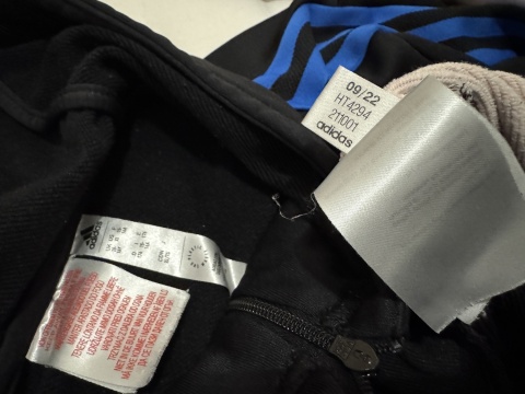 BLUZA Manchester United (Anglia) 2022/23 training Adidas 176