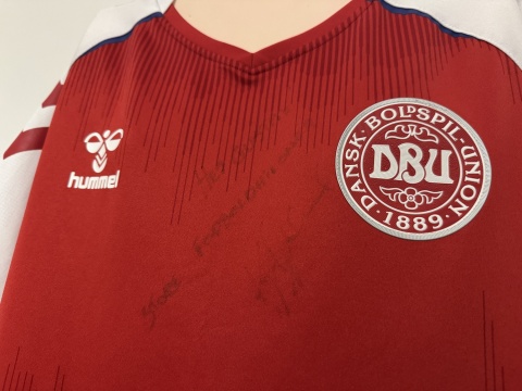 KOSZULKA Dania (reprezentacja) 2020 home Hummel M