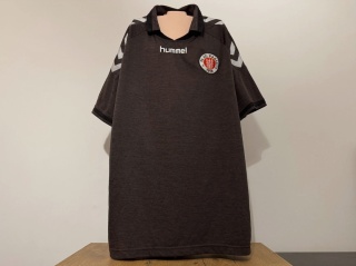 KOSZULKA FC St. Pauli (Niemcy) 2014/16 training Hummel L