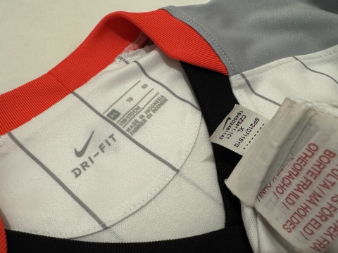 KOSZULKA FC Liverpool (Anglia) training Nike 164