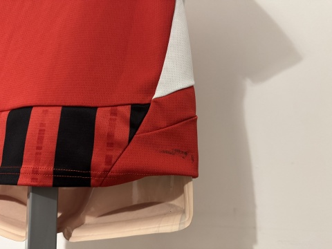 KOSZULKA AC Milan (Włochy) 2024/25 home Puma 128