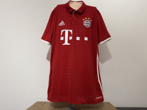 KOSZULKA Bayern Monachium (Niemcy) 2016/17 home Adidas M