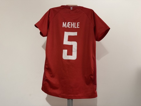 KOSZULKA Dania (reprezentacja) 2018 home #5 Maehle Hummel 164