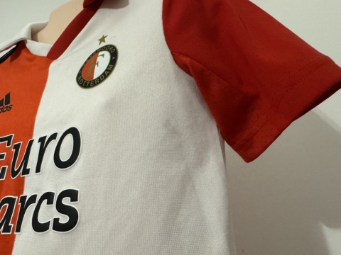KOSZULKA Feyenoord Rotterdam (Holandia) 2022/23 home Adidas 116
