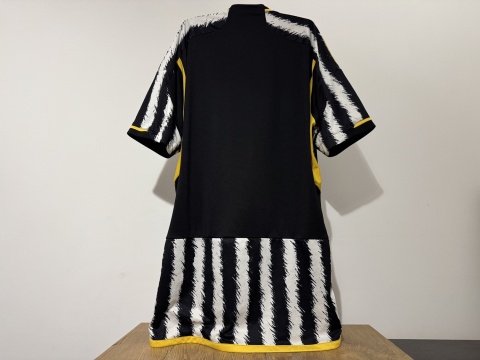 KOSZULKA Juventus FC (Włochy) 2023/24 home Adidas L